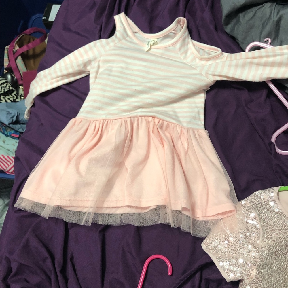 All 3t (4 items) - Picture 6 of 7